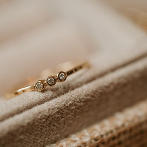 Ring Ava (massief 18k goud)