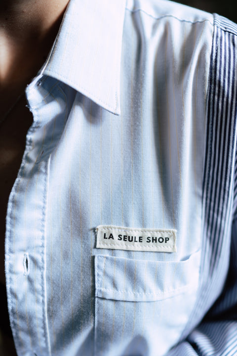 Hemd: pièce unique ( lichtblauw / zwart gestreept )