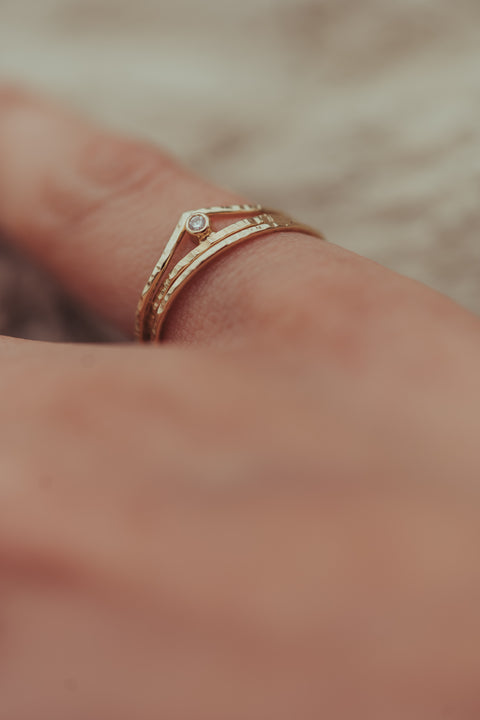 Ring Chevron Fée Clochette  (massief 18k goud)