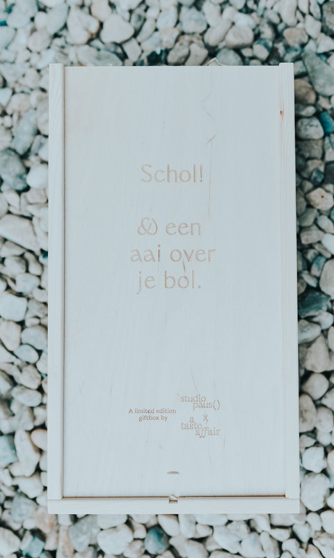 Gift box 'schol & een aai over je bol'