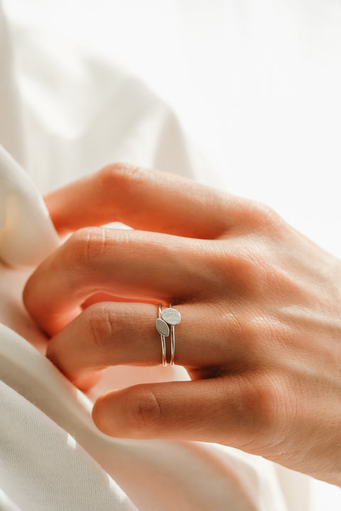 Love letter gepersonaliseerde ring - gehamerd (zilver)