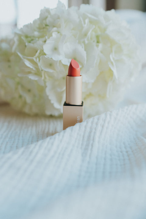 Peachy pout: nectar lipstick
